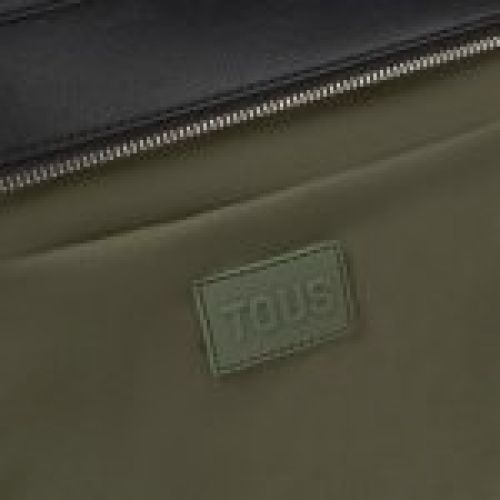 TOUS