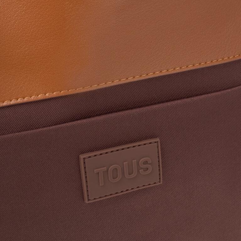 TOUS