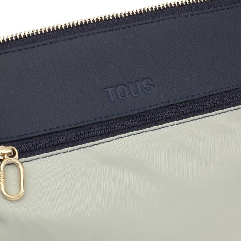 TOUS
