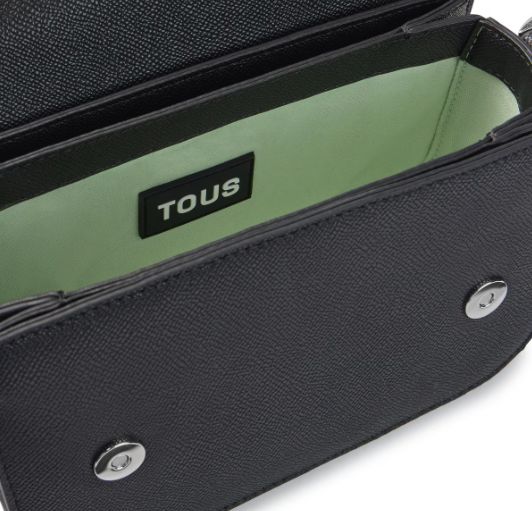 TOUS