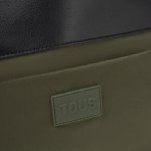 TOUS