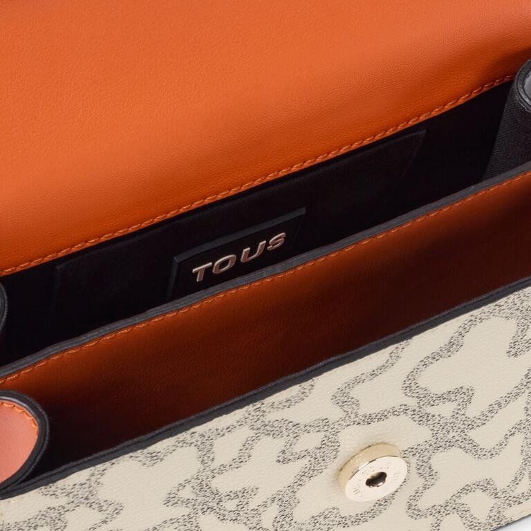TOUS
