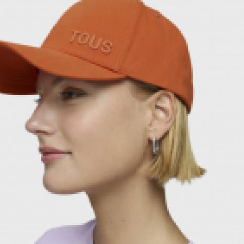 TOUS