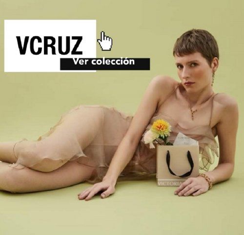 Victoria Cruz es una marca espa&ntilde;ola de joyas elaboradas en Plata de Ley y cristales homologados. Los dise&ntilde;os son propios, nacen de grandes mentes creativas en Valencia capital, inspiradas en la &uacute;ltimas tendencias, gustos de nuestros clientes y, por qu&eacute; no decirlo, de la buena opini&oacute;n del equipo. La elaboraci&oacute;n se lleva a cabo en Italia, cumbre del sector joyero en Europa.