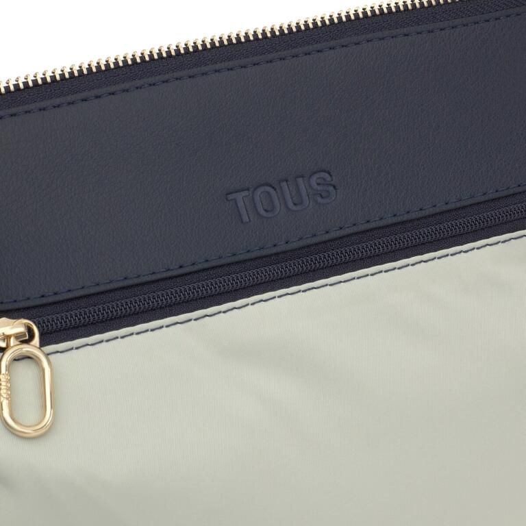TOUS
