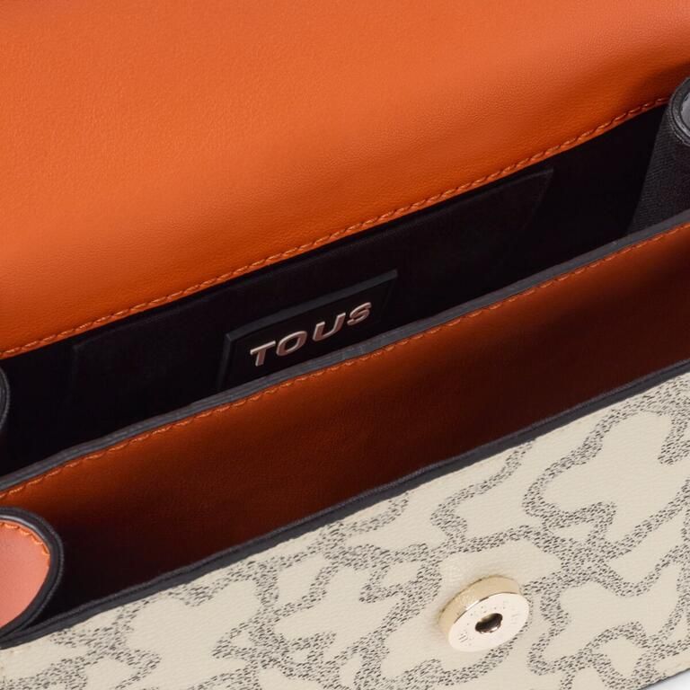 TOUS