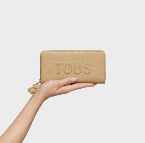 TOUS